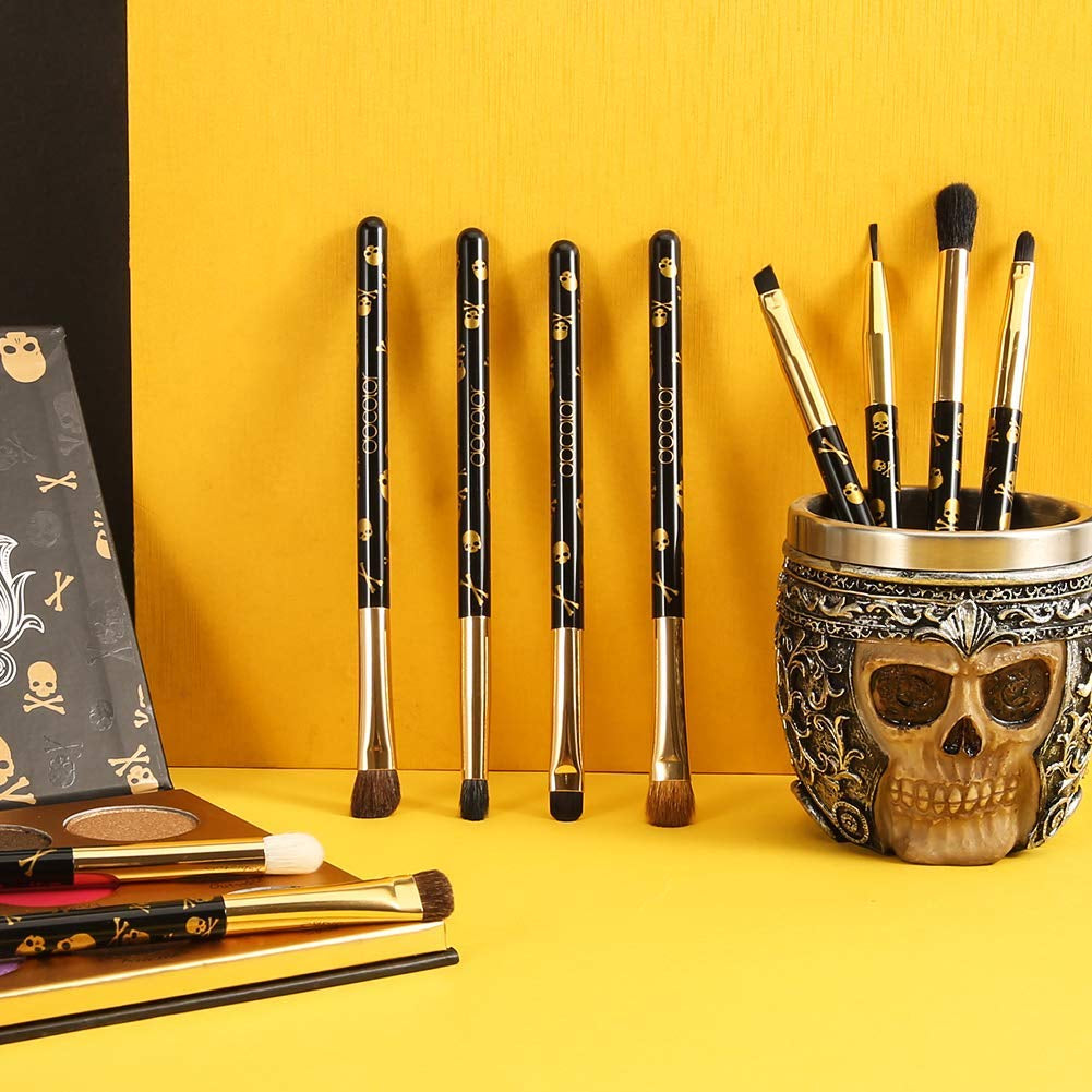 Eye Makeup Brushes 10Pcs Skull Printed Eyeshadow Makeup Brush Set Blending Concealer Eyebrow Eye Liners Premium Synthetic Eyeshadow Crease Brow Brush